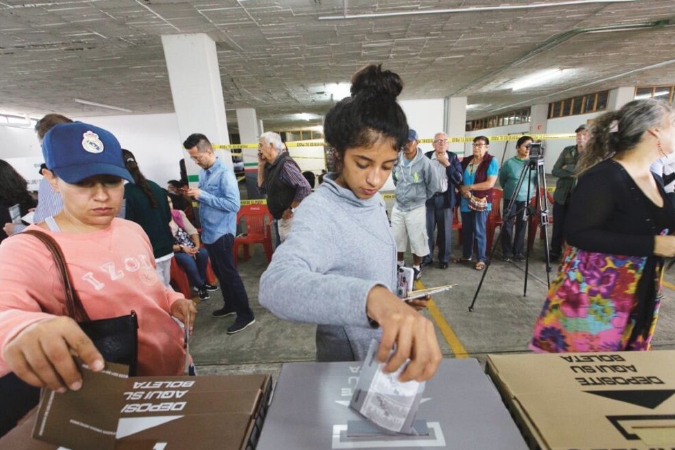 El combate a la corrupción como base de la democracia